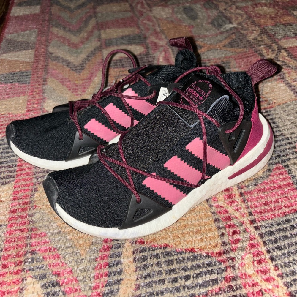 Adidas Arkyn 6